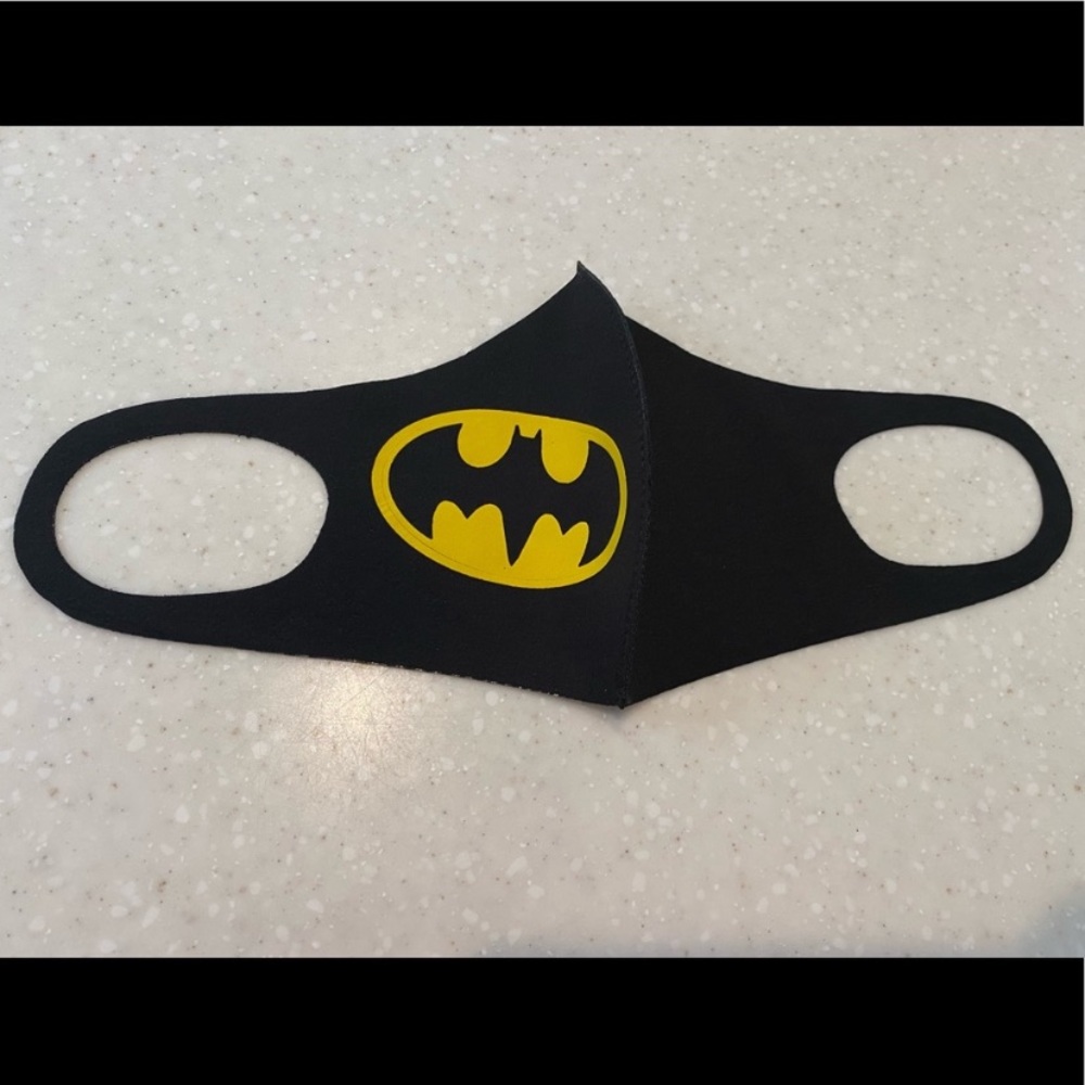 Batman Face Mask - Picture 3 of 8